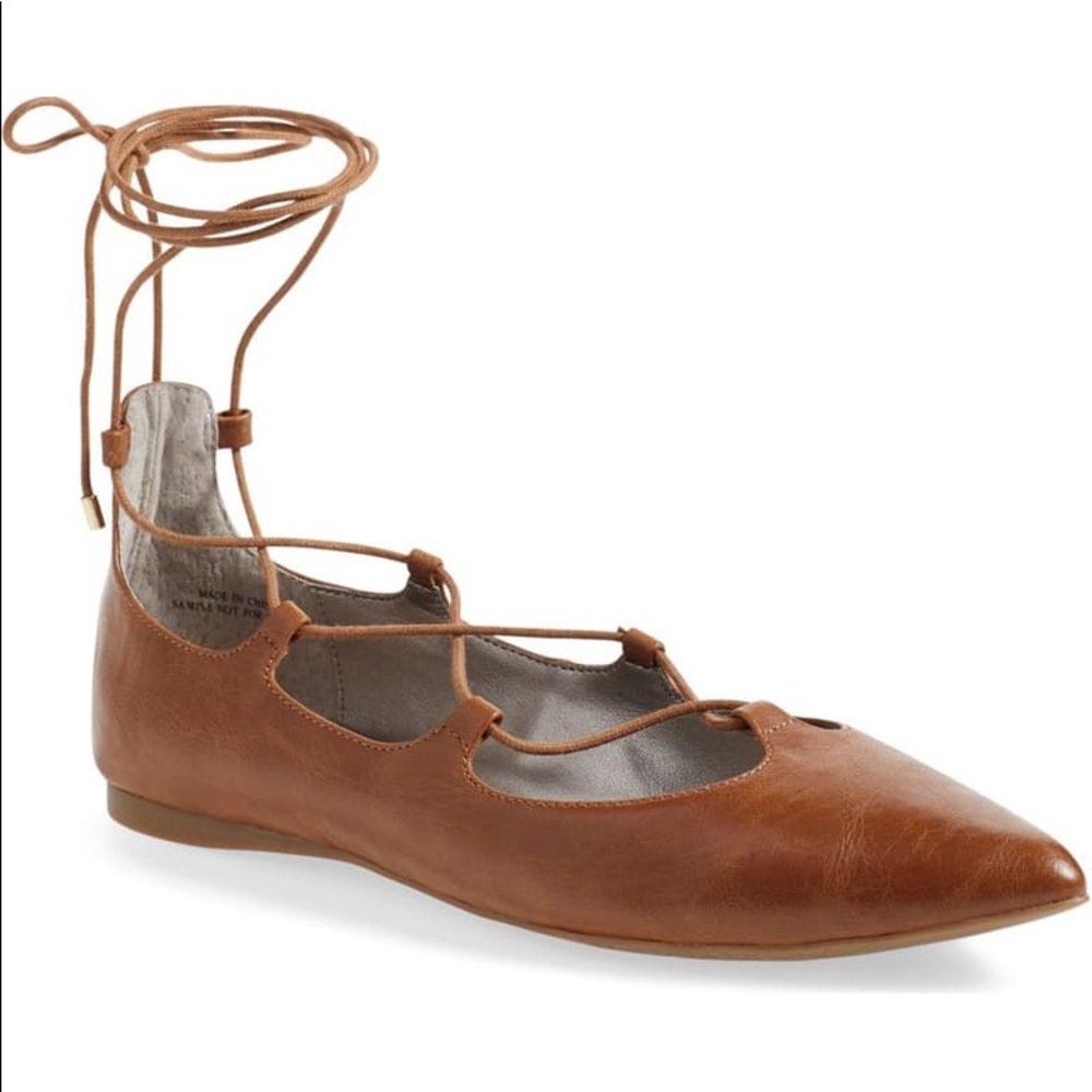 BP pointy toe lace up flat